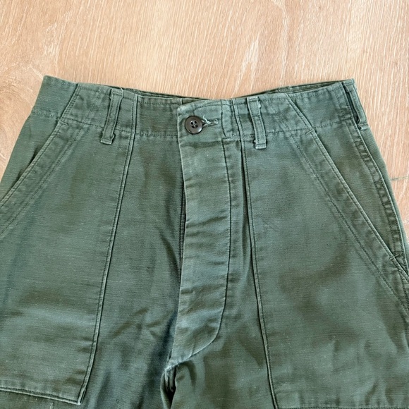 26” waist distressed green pants high rise unique - Picture 5 of 16